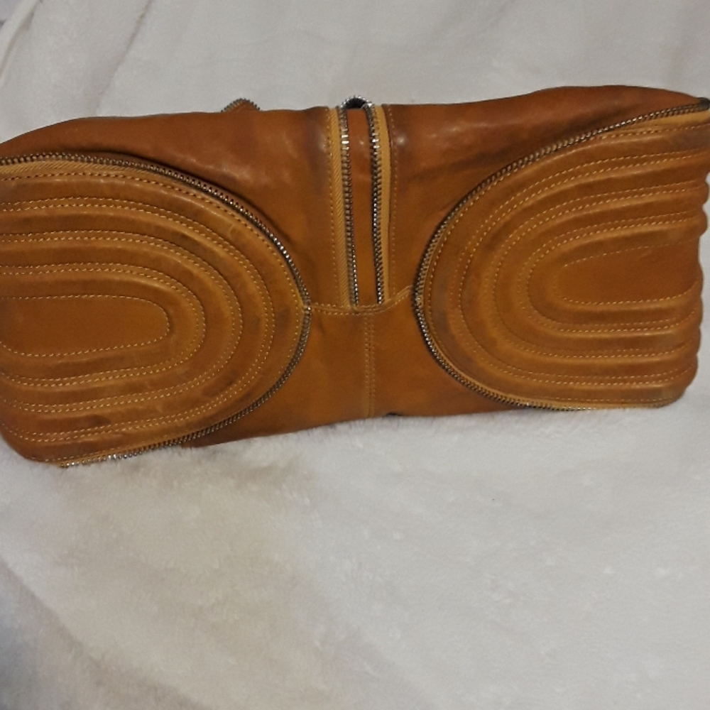 Roxbury Bag - Picture 4 of 8